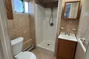 91 Putnam Ave, West Babylon, NY 11704 - Photo 15