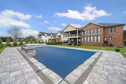 185 Willetts Lane, West Islip, NY 11795 - Photo 41