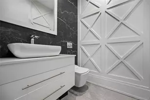 185 Willetts Ln, West Islip, NY 11795 - Photo 19