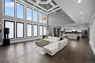 185 Willetts Ln, West Islip, NY 11795 - Photo 9