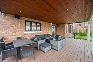 185 Willetts Ln, West Islip, NY 11795 - Photo 29