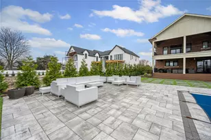 185 Willetts Ln, West Islip, NY 11795 - Photo 39