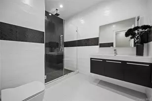 185 Willetts Ln, West Islip, NY 11795 - Photo 33