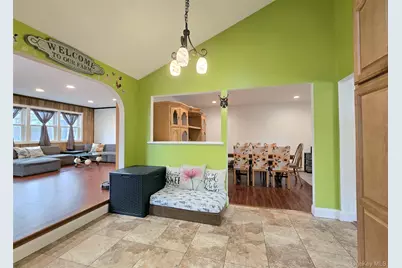 6 Shelley Drive, Middle Island, NY 11953 - Photo 7