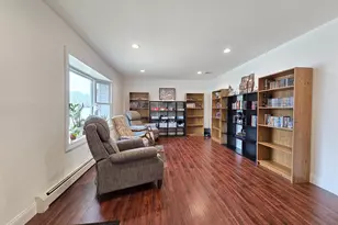 6 Shelley Dr, Middle Island, NY 11953 - Photo 3