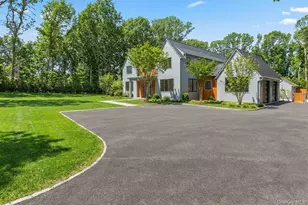 8 Ashwood Ct, Southampton, NY 11968 - Photo 3