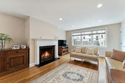 7 Lake Avenue #7, Bronxville, NY 10708 - Photo 3