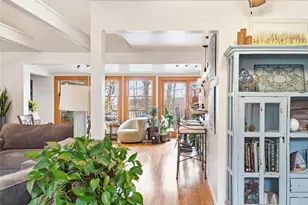 175 Taft Crescent, Centerport, NY 11721 - Photo 7