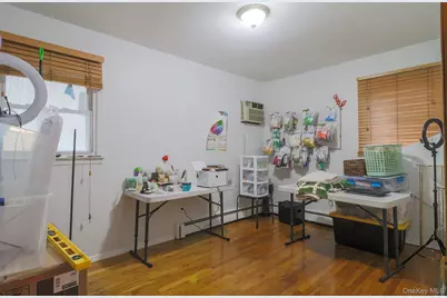 163 Floyd Street, Brentwood, NY 11717 - Photo 11