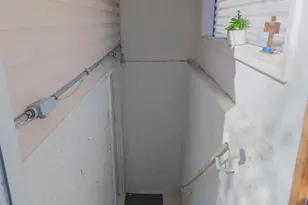 163 Floyd St, Brentwood, NY 11717 - Photo 27