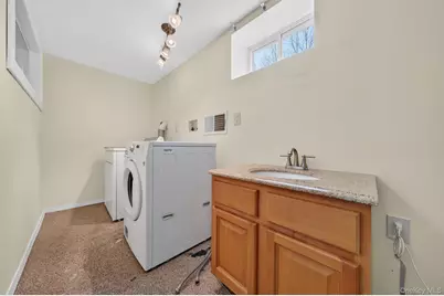 15 Hy Vue Drive, Newburgh, NY 12550 - Photo 25