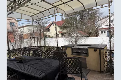 16015 13th Avenue, Whitestone, NY 11357 - Photo 3