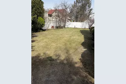 16015 13th Avenue, Whitestone, NY 11357 - Photo 5