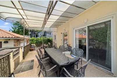 16015 13th Avenue, Whitestone, NY 11357 - Photo 19