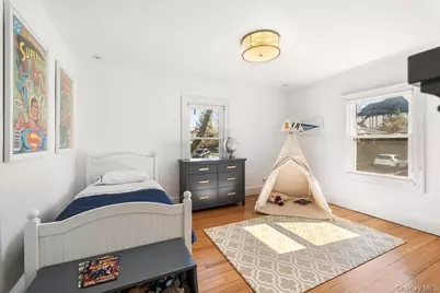 143 Gaylor Road, Scarsdale, NY 10583 - Photo 25