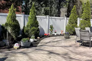 10 Weatherstone Way, Smithtown, NY 11787 - Photo 31