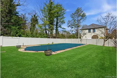 10 Weatherstone Way, Smithtown, NY 11787 - Photo 27