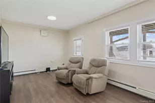 40 Scholar Ln, Commack, NY 11725 - Photo 33