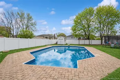 40 Scholar Lane, Commack, NY 11725 - Photo 39