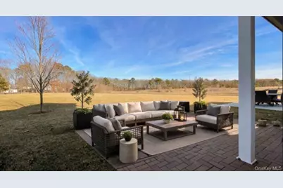 94 Lakeside Court, Shirley, NY 11967 - Photo 23