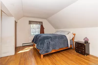 1 Herbert Drive, New Hyde Park, NY 11040 - Photo 15