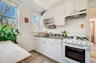 39-55 44th St, Sunnyside, NY 11104 - Photo 15