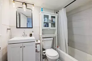 236 Maple Pl, Mineola, NY 11501 - Photo 13