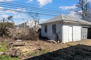 236 Maple Pl, Mineola, NY 11501 - Photo 5