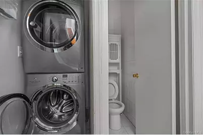 422 Bedford Avenue, Brooklyn, NY 11249 - Photo 5