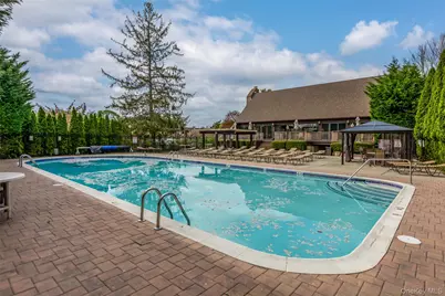 48 Southgate Circle, Massapequa Park, NY 11762 - Photo 37