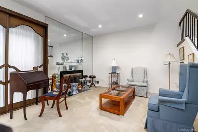 48 Southgate Circle, Massapequa Park, NY 11762 - Photo 13