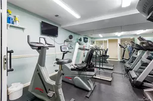 48 Southgate Cir, Massapequa Park, NY 11762 - Photo 35