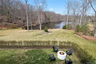 4 Ravenglass Dr, Stamford, CT 06903 - Photo 33