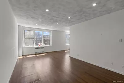 18-40 211th Street #4E, Bayside, NY 11360 - Photo 7