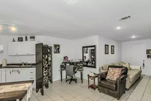 104B Squiretown Rd, Hampton Bays, NY 11946 - Photo 19