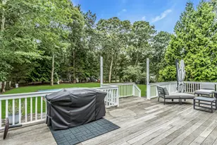 104B Squiretown Rd, Hampton Bays, NY 11946 - Photo 25