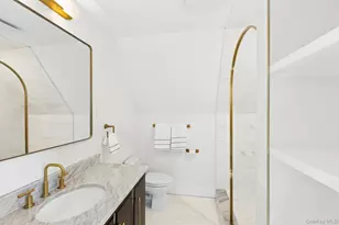 205 Fairview Ave, Montauk, NY 11954 - Photo 25