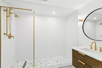 205 Fairview Avenue, Montauk, NY 11954 - Photo 19