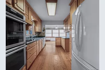 2807 157th Street, Flushing, NY 11354 - Photo 11