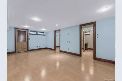 2807 157th Street, Flushing, NY 11354 - Photo 33