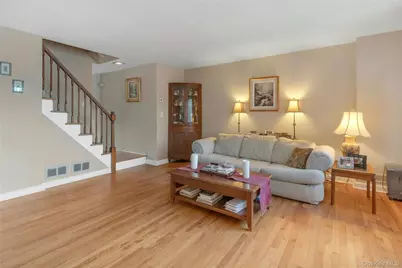 561 Logan Avenue, Bronx, NY 10465 - Photo 19