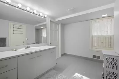 122 Harriman Road, Mount Kisco, NY 10549 - Photo 25