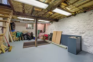 122 Harriman Rd, Mount Kisco, NY 10549 - Photo 29