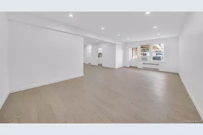 162-41 Powells Cove Boulevard #5C, Whitestone, NY 11357 - Photo 3
