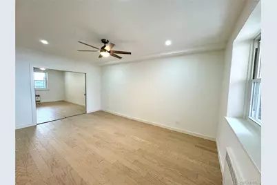 162-41 Powells Cove Boulevard #5C, Whitestone, NY 11357 - Photo 11