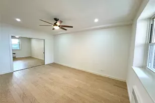 162-41 Powells Cove Blvd, Whitestone, NY 11357 - Photo 11