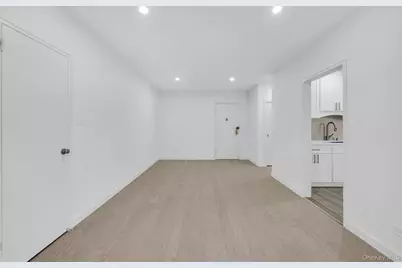 162-41 Powells Cove Boulevard #5C, Whitestone, NY 11357 - Photo 5