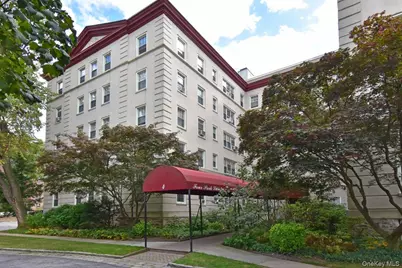 4 Park Lane #1H, Mount Vernon, NY 10552 - Photo 1