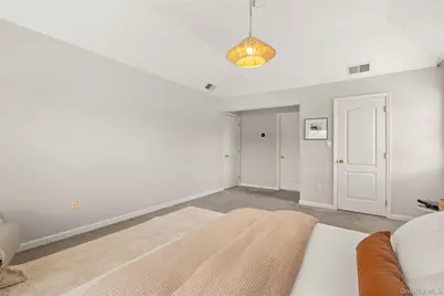 19 Trail Blazer Court, Holbrook, NY 11741 - Photo 13