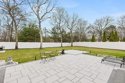 19 Trail Blazer Court, Holbrook, NY 11741 - Photo 23